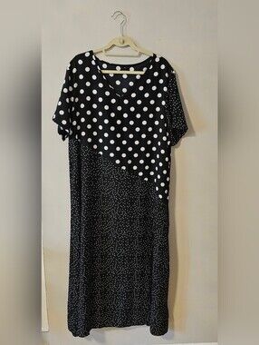 Plus Size Polka Dot V-Neck Women's Dress